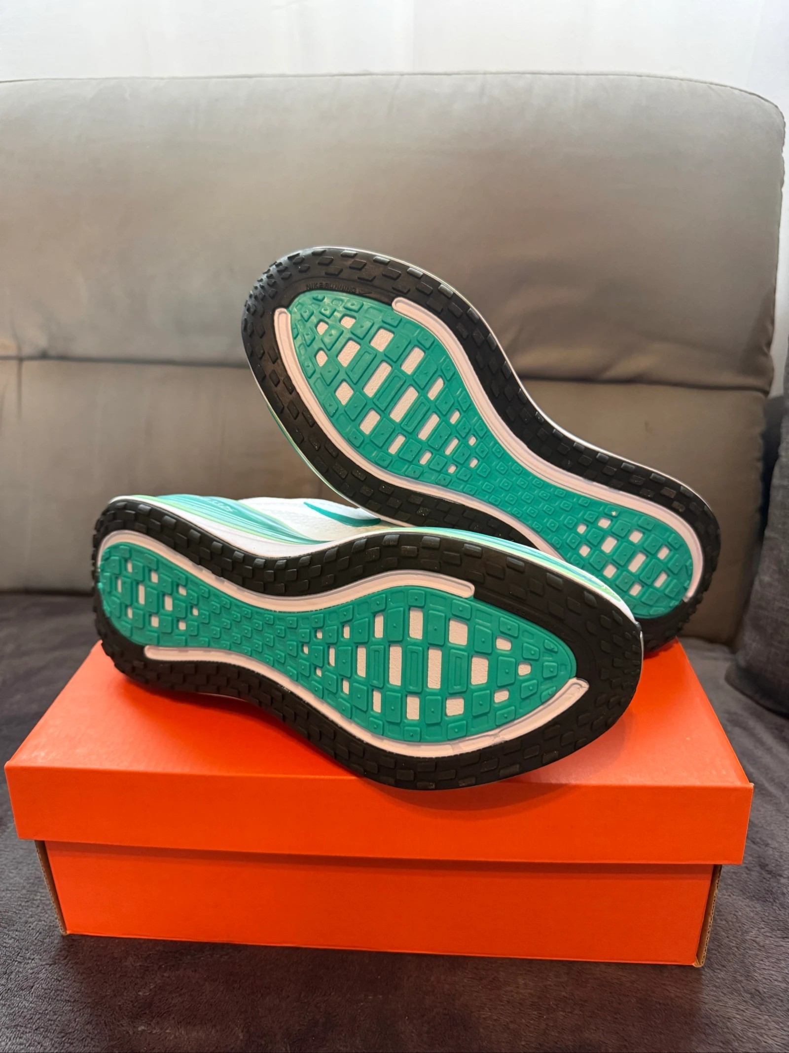 Nike Vomero Plus – photo 5